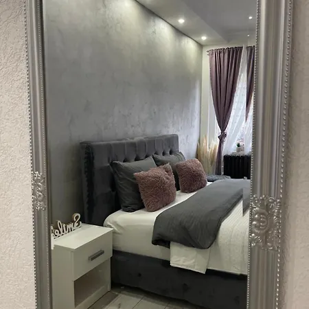 Lux Stan Kragujevac Apartment Exterior photo